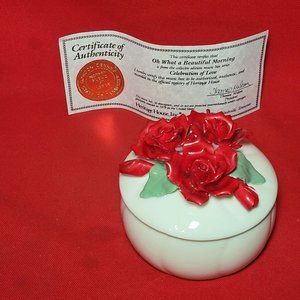 Vintage Heritage House Valentine Serenades Laras Theme Musical Trinket Box COA